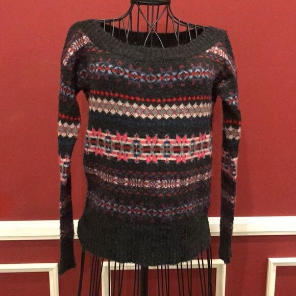 American Eagle Wool Blend Sweater - Size Small - Picture 3 of 8